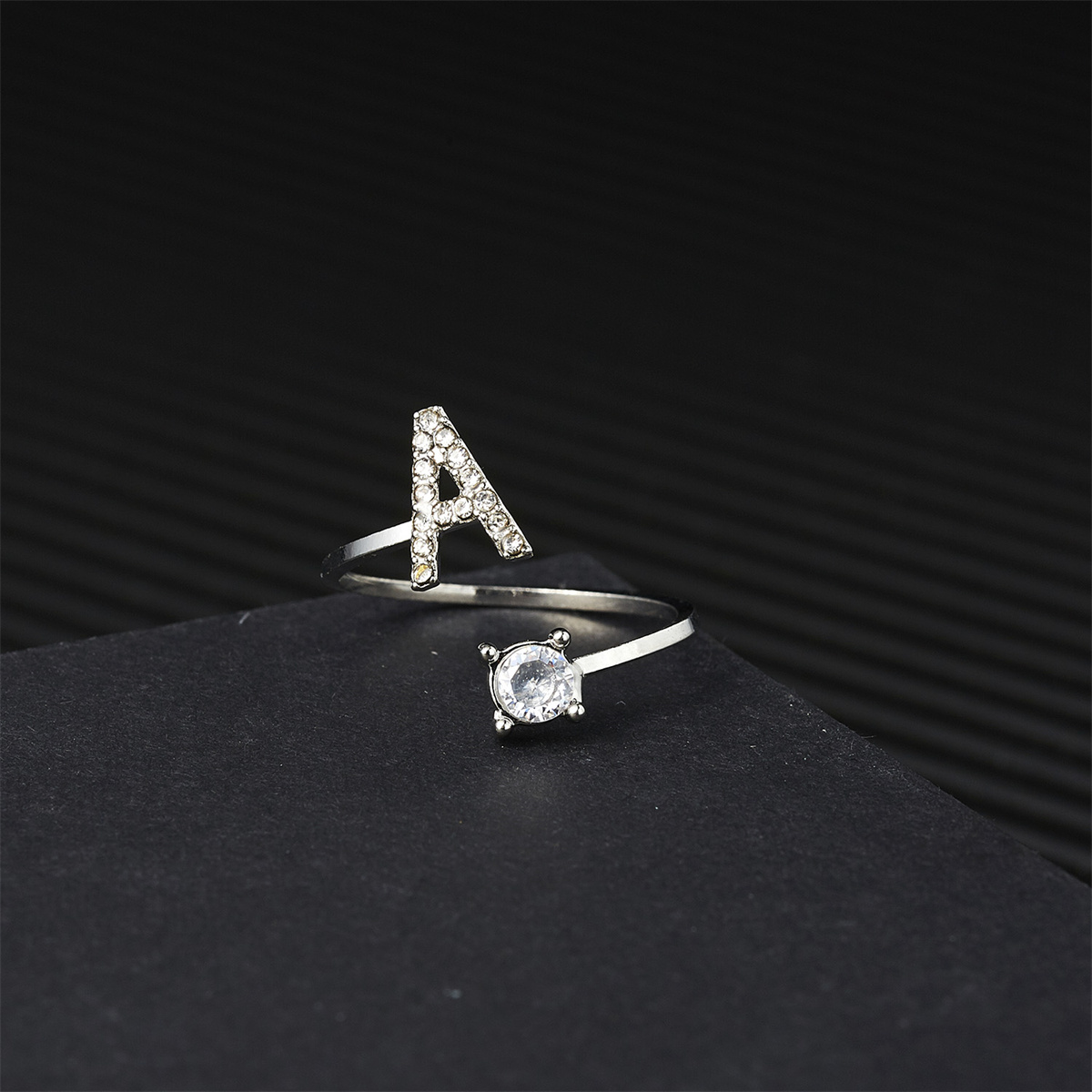 Anillos con letras de A-Z inic - Event Z reseña y precio